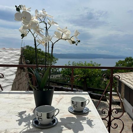 Apartment Lovre Topic Baška Voda Extérieur photo